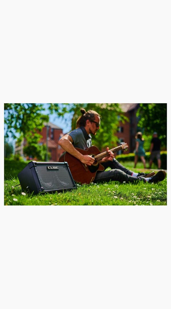 Roland Cube Street II Battery Stereo Amplifier - Sieffs Music