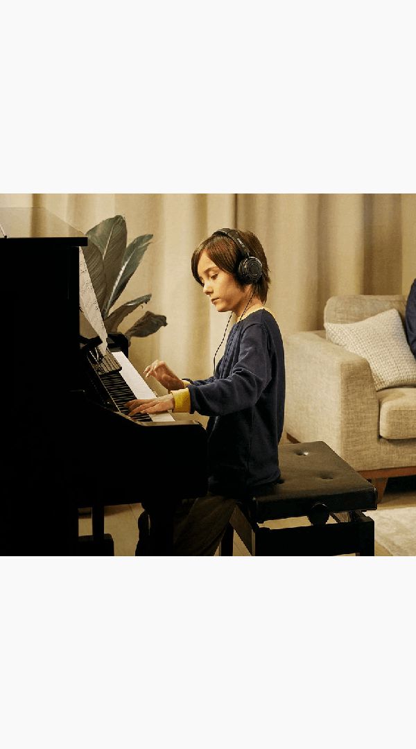 Yamaha Upright Piano U1PEQ Polished Black (Ebony) - Sieffs Music